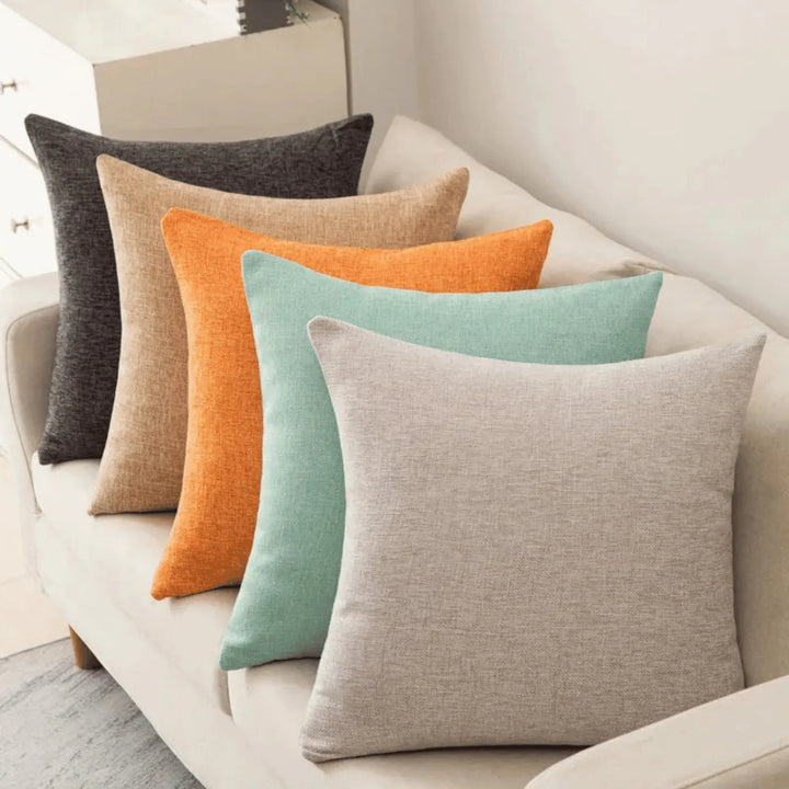 Housses de Coussins Scandinaves alignées