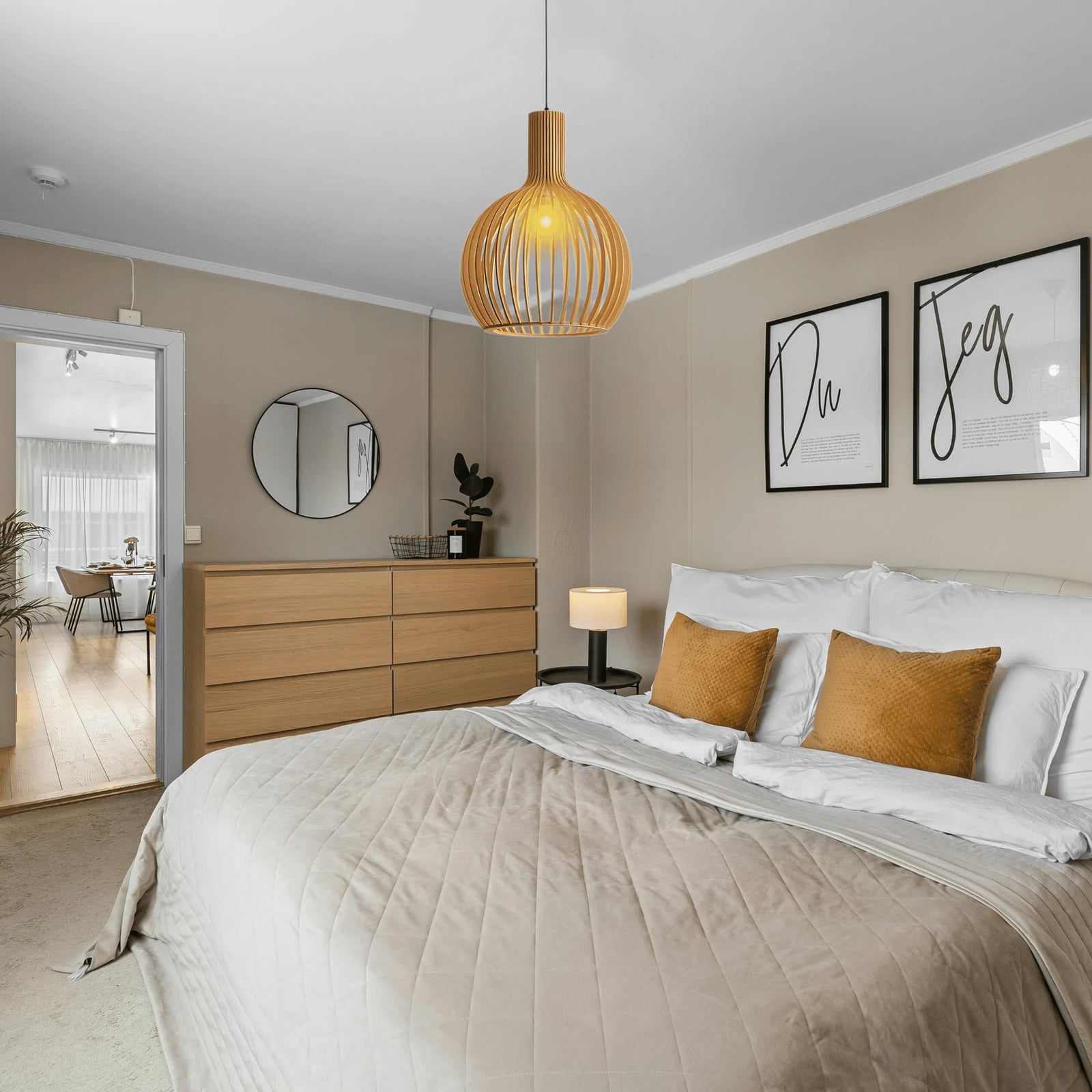 Lustre Scandinave en Bois Modèle 1